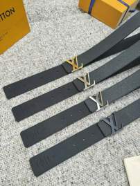 Picture of Louis Vuitton Belts _SKUfw240127174fw